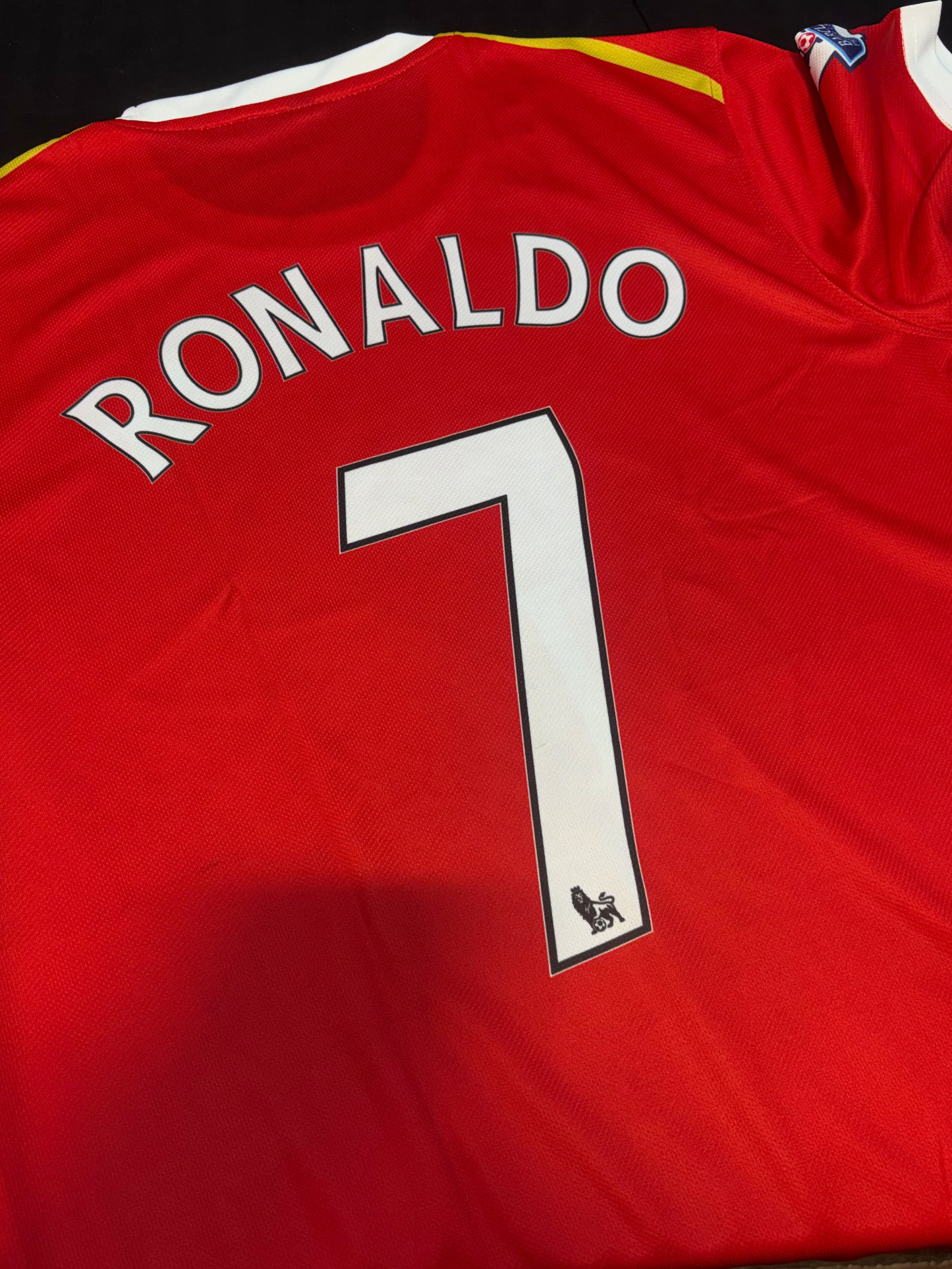 MANCHESTER UNITED HOME RETRO RONALDO JERSEY 2006/07 - Regular Edition