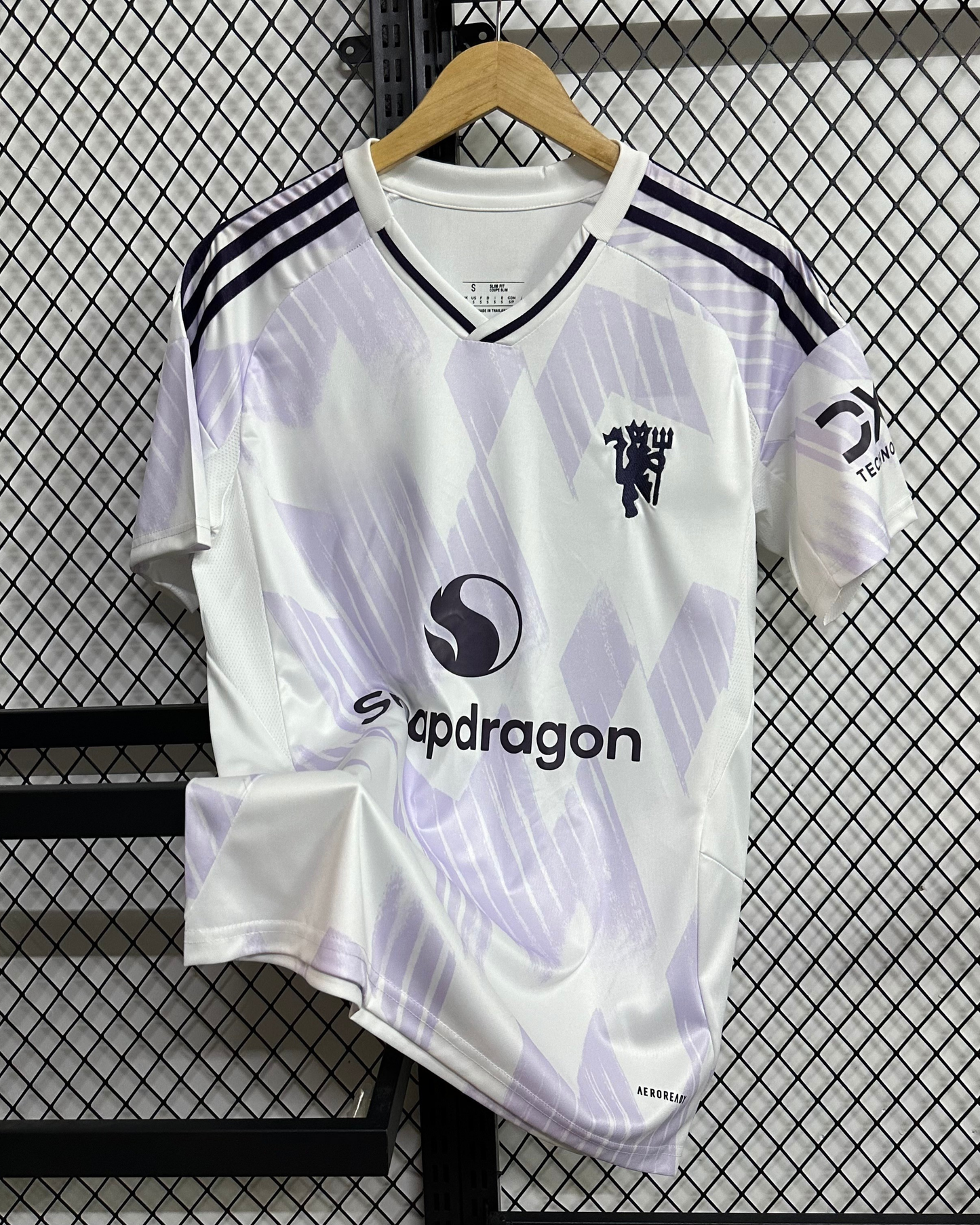 MANUTD AWAY 2025/26 - Premium Fan Version