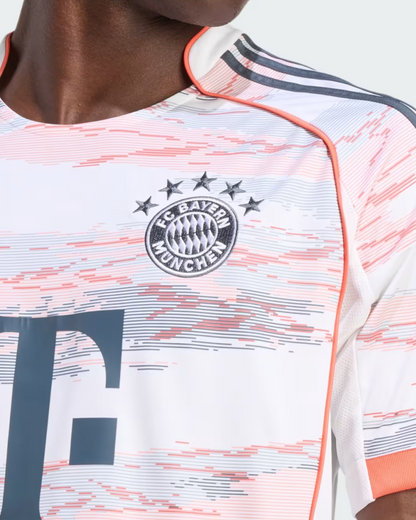 BAYERN AWAY 25/26 - Premium Fan Version